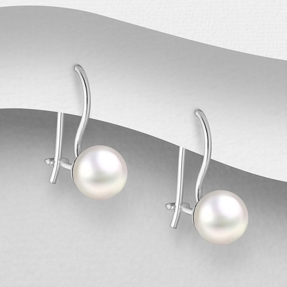 Jewelry - 925 Sterling Silver Kidney Earrings Decorated With‎ Simulated Pearls